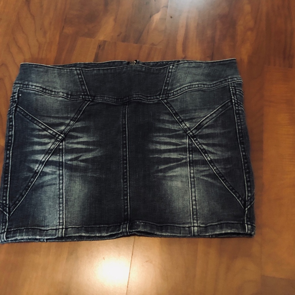 Jessica Simpson size 29
